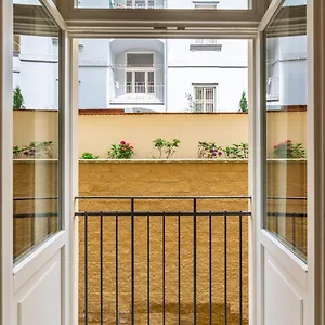**** Aparthotel Petrin Tower Tschechische Republik